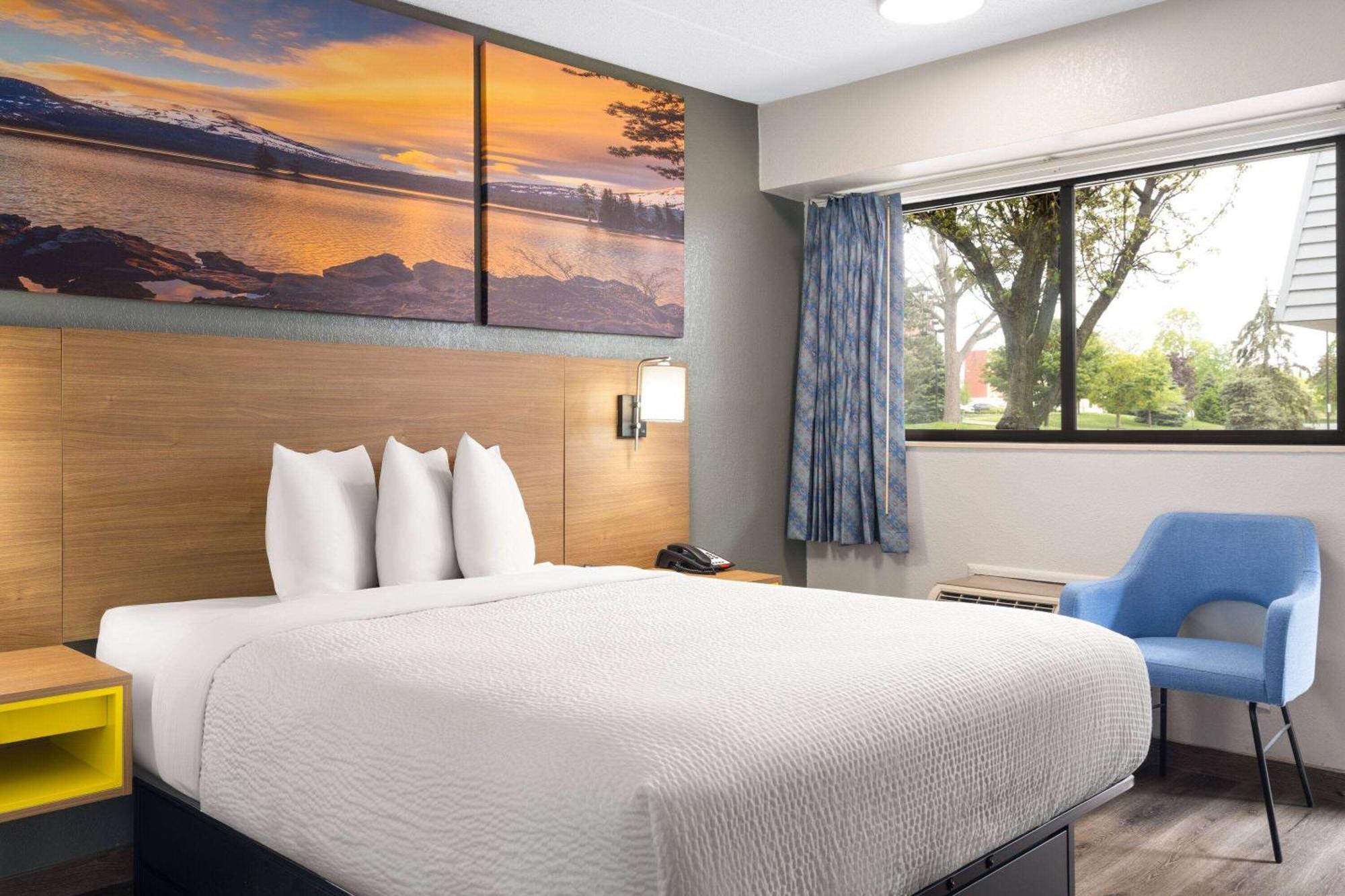 Days Inn By Wyndham Columbus Worthington Экстерьер фото