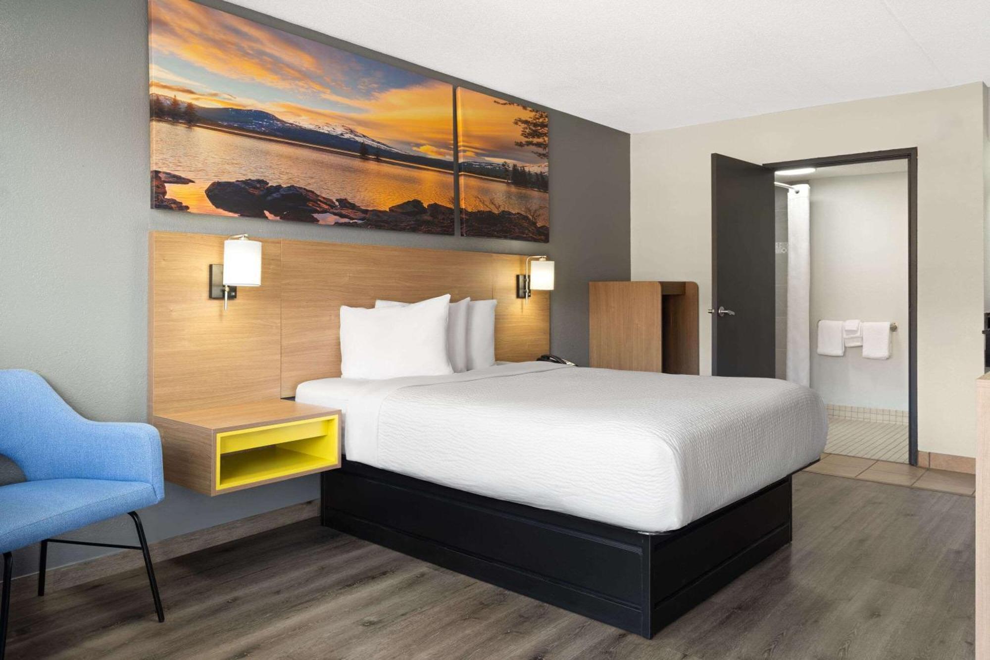 Days Inn By Wyndham Columbus Worthington Экстерьер фото